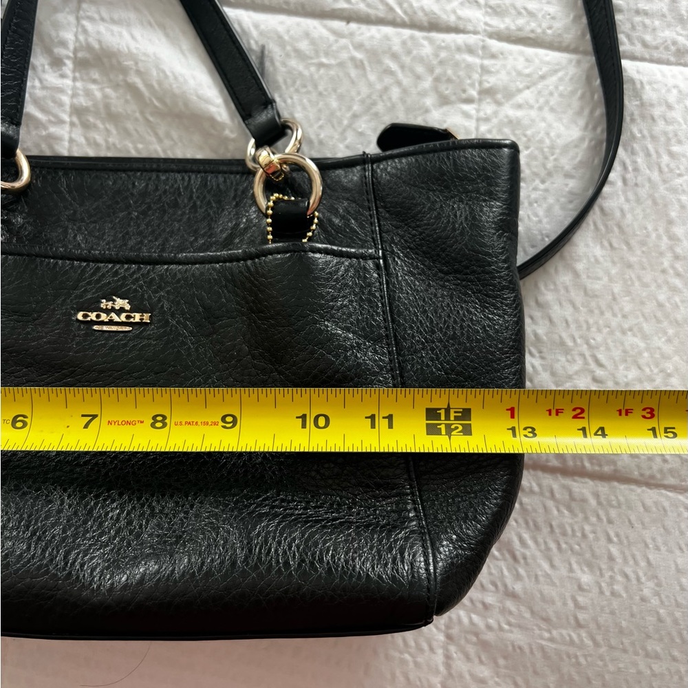 Coach purse - Picture 3 of 10